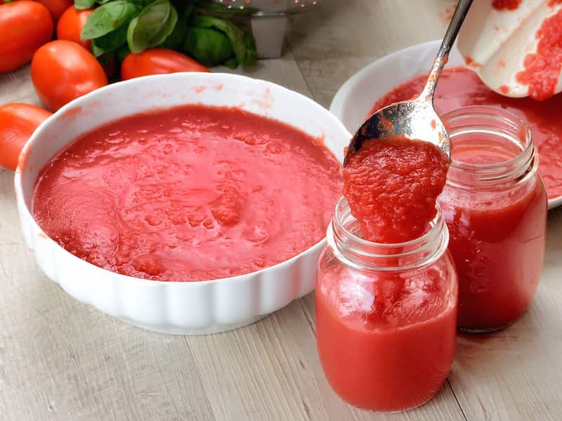 تصویر 4 از رب گوجه فرنگی یک و یک با کیفیت عالی و طعم مناسب غذاهای ایرانی